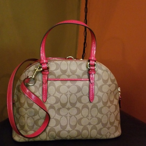 Handbag - Picture 2 of 4